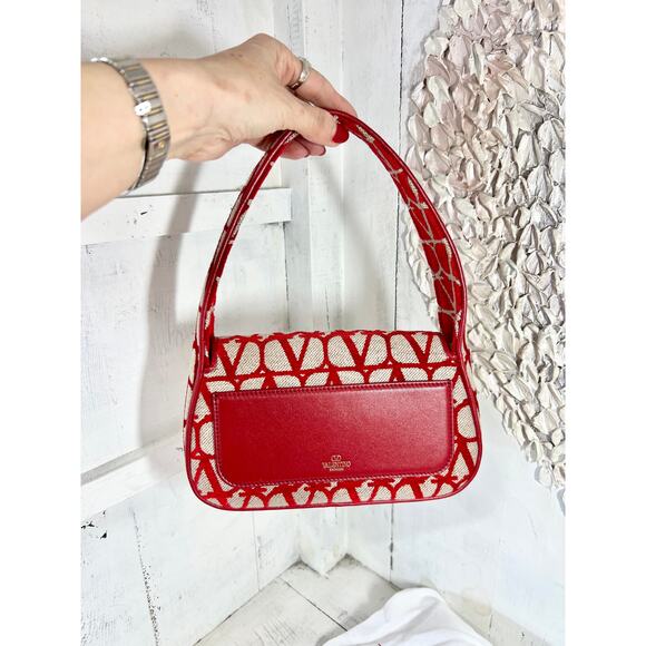 NWT Valentino Garavani Iconographe Loco Canvas Envelope Hobo Bag Red One Size - Picture 15 of 16